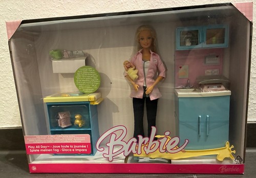 Barbie kinderärztin und - barbie,