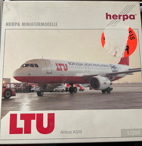 Ltu airbus a320 - ltu, borussia