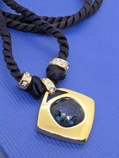 Pierre Lang Anhänger Go blauer Stein schwarzer Kordelkette Collier 52cm