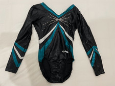 schöner Turnanzug /