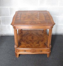 Tabelle Holz Intarsien