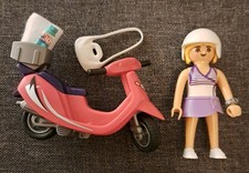 Playmobil 9084 Mädchen mit Motorroller Roller Beachgirl Special plus komplett