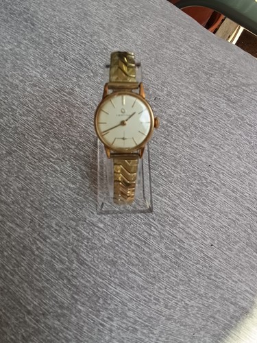Vintage certina handaufzug uhr - handaufzug,