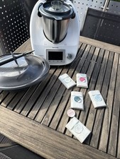 Thermomix TM5 Küchenmaschine Komplett Plus 5 Kochchips (Kochbuch)