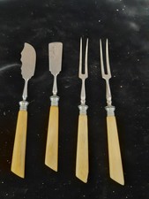 Altes Besteck mit Horngriff (