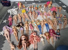 Barbie Set Mit Pferdestall Und Kleidung