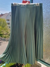 H+M Klassischer Faltenrock Grün Gr L