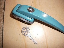 VW Käfer Ovali Brezel Fahrer Türgriff m. Schlüssel, s. gt.