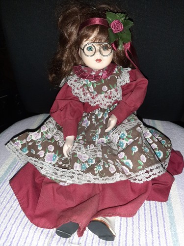 Vintage gilde porzellanpuppe - vintage,