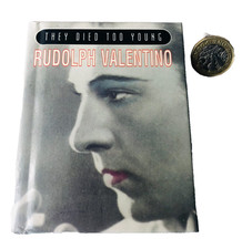 Book Rudolph Valentino