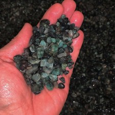 Natürliche grüne Smaragd Rohstein ca. 50 Carat = 10 Gramm