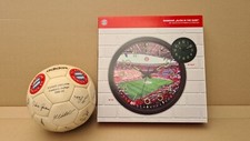 Fußball FC Bayern München -  Fußball Teamsigniert Saison 1995/1996 + Wanduhr