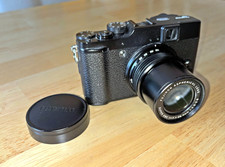 Fujifilm Digitalkamera X10 –