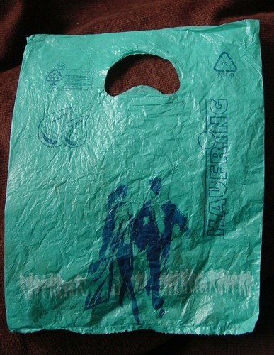 Alte tragetasche plastiktüte - tragetasche,