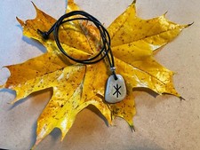 Kette mit Kieselstein, ,Binderune,Rune