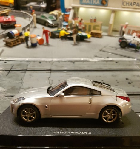 Autoart nissan 370z fairlady - autoart,