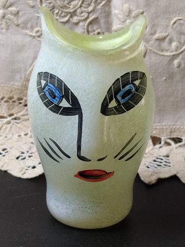 Open minds vase von - vase,