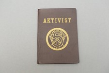 AKTIVIST Buch für