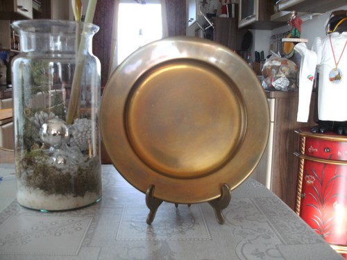 Alter messing wandteller mit - messing,