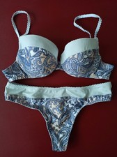 Damen BH Set von Bee Dees:  BH Gr.75 A Slip  String Gr.40