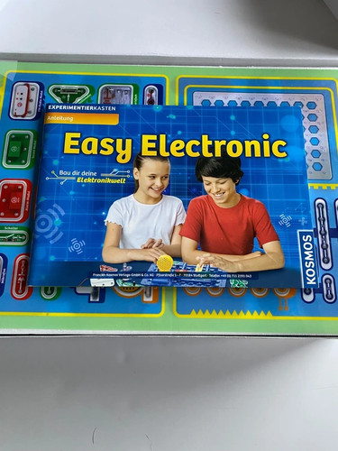 Easy electronic kosmos - easy,