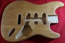 Fender 80s Stratocaster