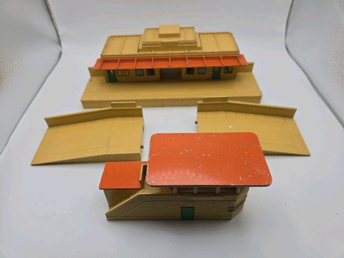 Hornby dublo bahnhof spur - bahnhof,