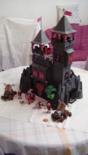 Playmobil drachenburg mit - playmobil,