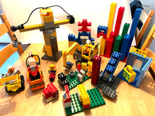 Lego Duplo Baustelle Kran Fließband Laster Bagger LKW Motorrad Kinder Spielzeuge