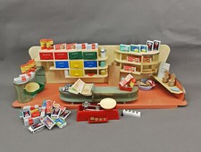 9110024-d alter Kaufmannsladen