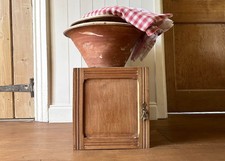 Antiker Mahagoni Schrank, Holzschrank, Messinggriff, Vintage Dekor