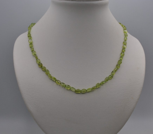 Peridot oval halskette mit - oval,
