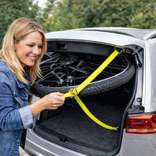 2x Kofferraumsicherungsgurt je