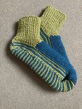 Handgestrickte Dicke Socken Wohlfühlsocken Handarbeit Gr. 42 43 NEU Hausschuhe