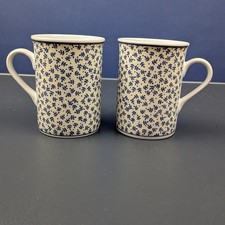 2 Kaffeebecher Tassen von