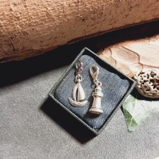 2 Anhänger Segelboot &