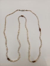 Lange Halskette mit echten