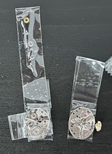 diverse defekte Uhrwerke