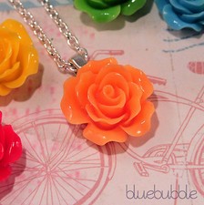 GROSSE VINTAGE GESCHNITZTE