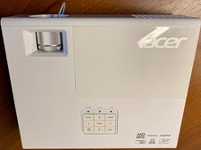 Acer X1373WH HD-Video Projektor (Modell: QWX1313)