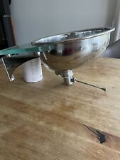 Edelstahl Waschbecken mit Glastisch