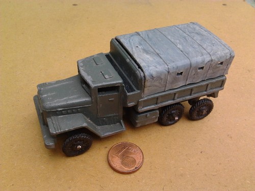 Kleiner alter militär lkw - 1,