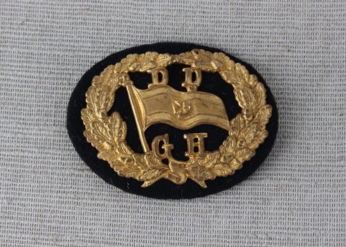 Navy gilt fabric badge - navy,