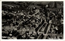 Ak Meuselwitz in Thüringen, Luftaufnahme von Auma, Thür., ... - 11302387