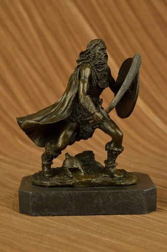 Bronze europäischer krieger - bronze,