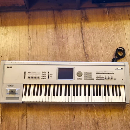 Korg triton tasten keyboard - korg, 61-tasten
