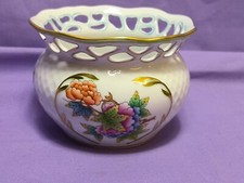 Herend Porzellan Queen Victoria Durchbruch Schale Vase Schmetterling  