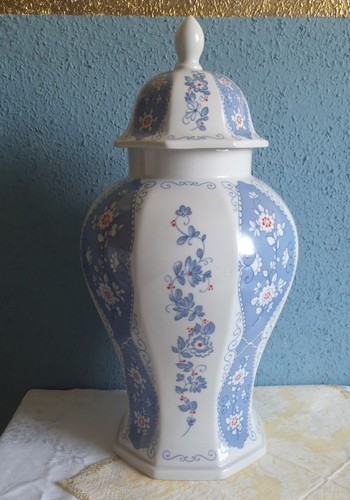 Dachbodenfund deckelvase - dachbodenfund,