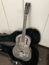 Akustikgitarre National