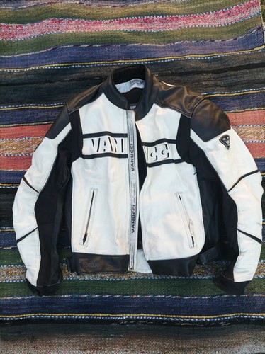 Motorrad lederjacke lederhosen - motorrad, lederjacke,lederhosen